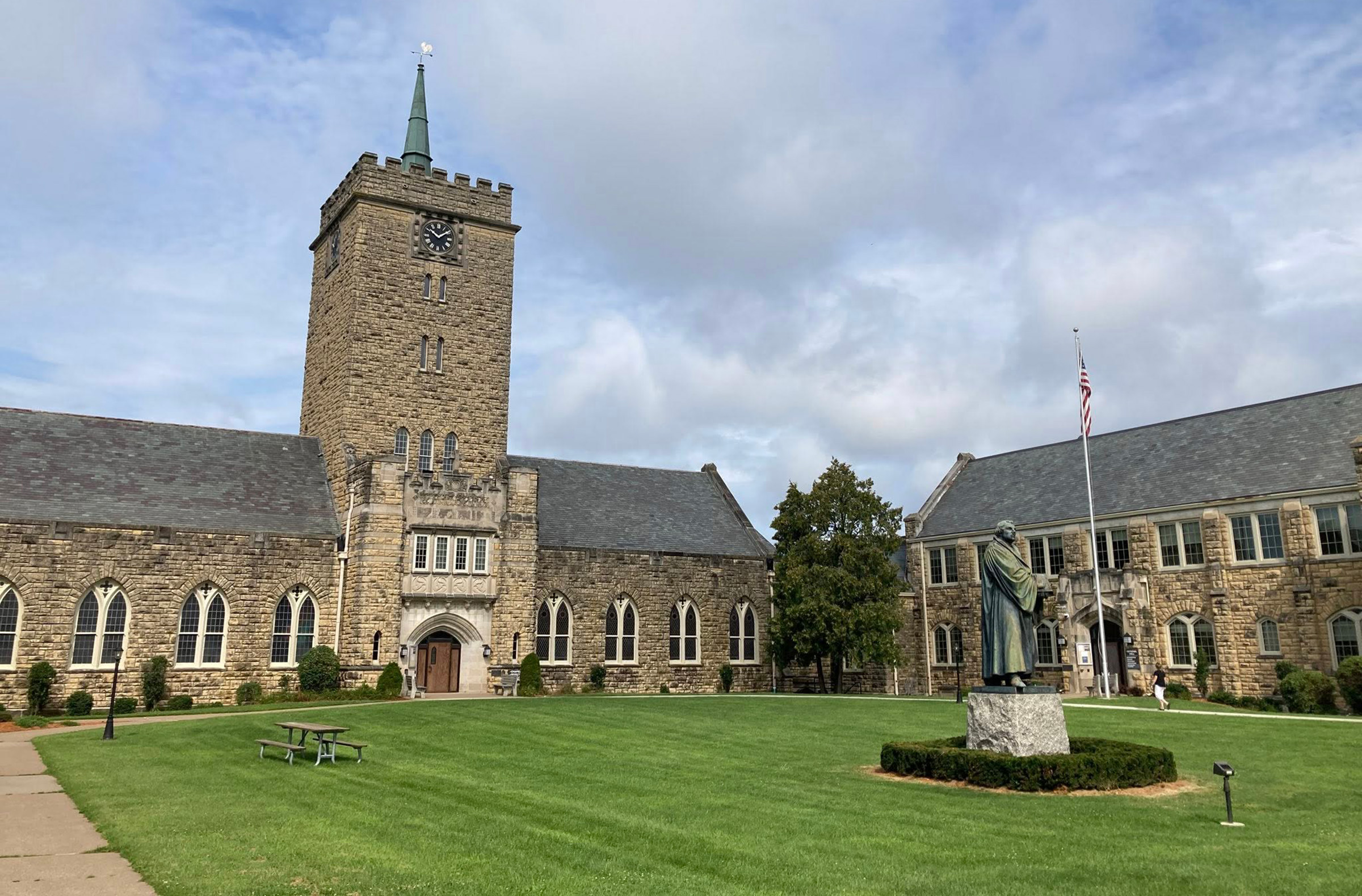 Wartburg Theological Seminary